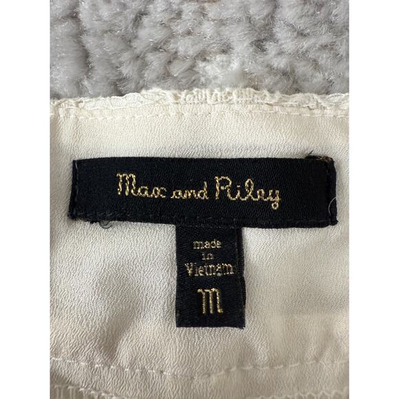 Max and Riley Size M Floral Lace Flat Front Shorts Ivory Button Zip Pockets - Picture 9 of 11